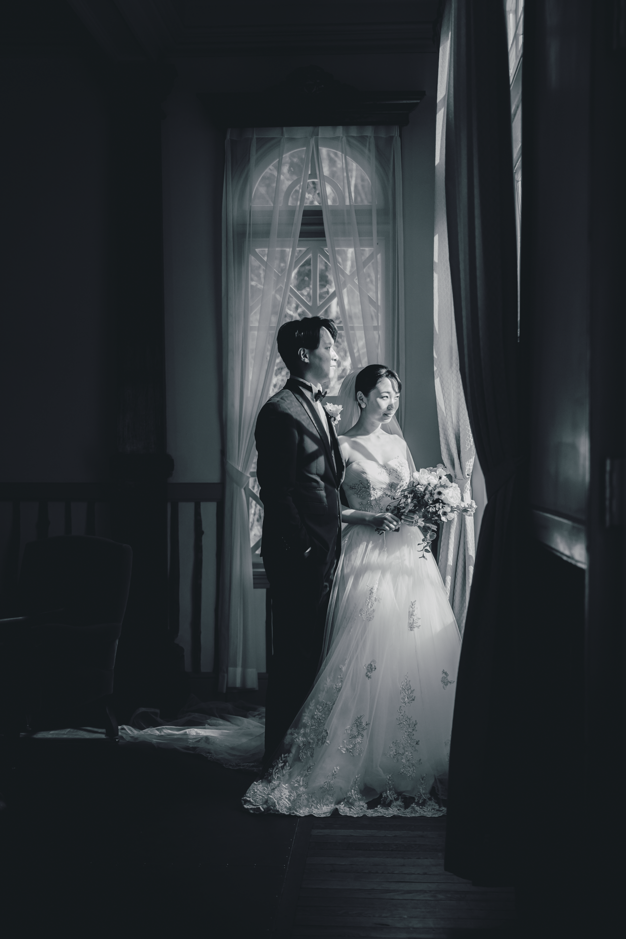 冬の雪の中で軽井沢ウェディングロケ